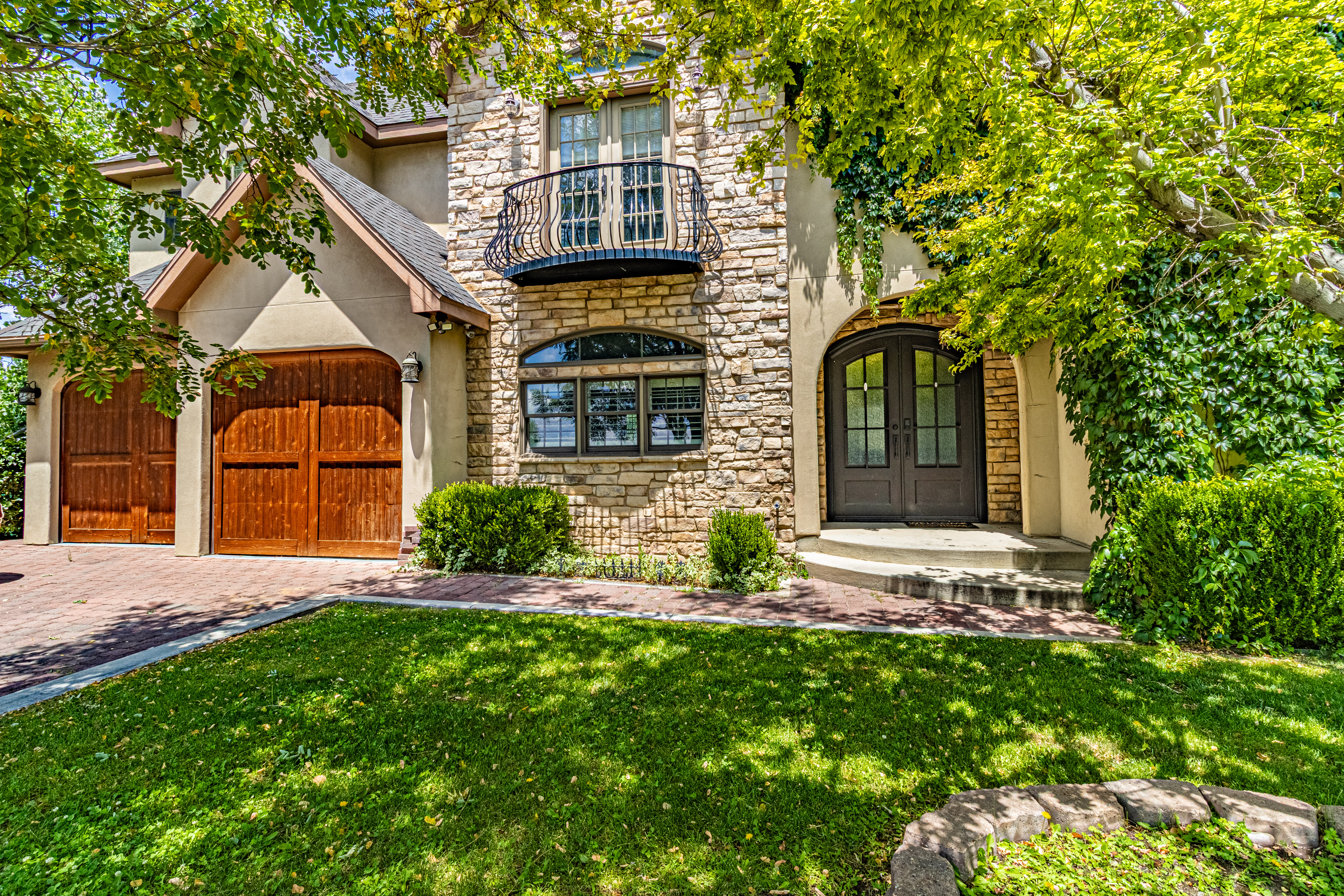 Farmington, New Mexico, 87401, United States, 4 Bedrooms Bedrooms, ,5 BathroomsBathrooms,Residential,For Sale,1942603