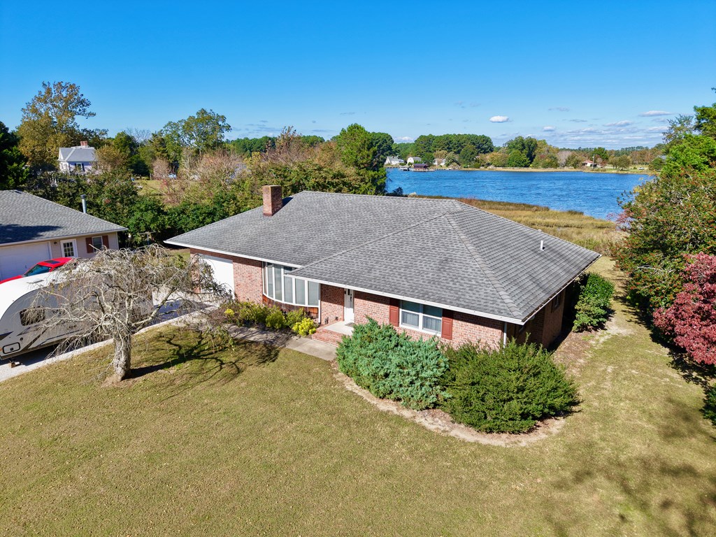 Onancock, Virginia, 23417, United States, 2 Bedrooms Bedrooms, ,2 BathroomsBathrooms,Residential,For Sale,1971701