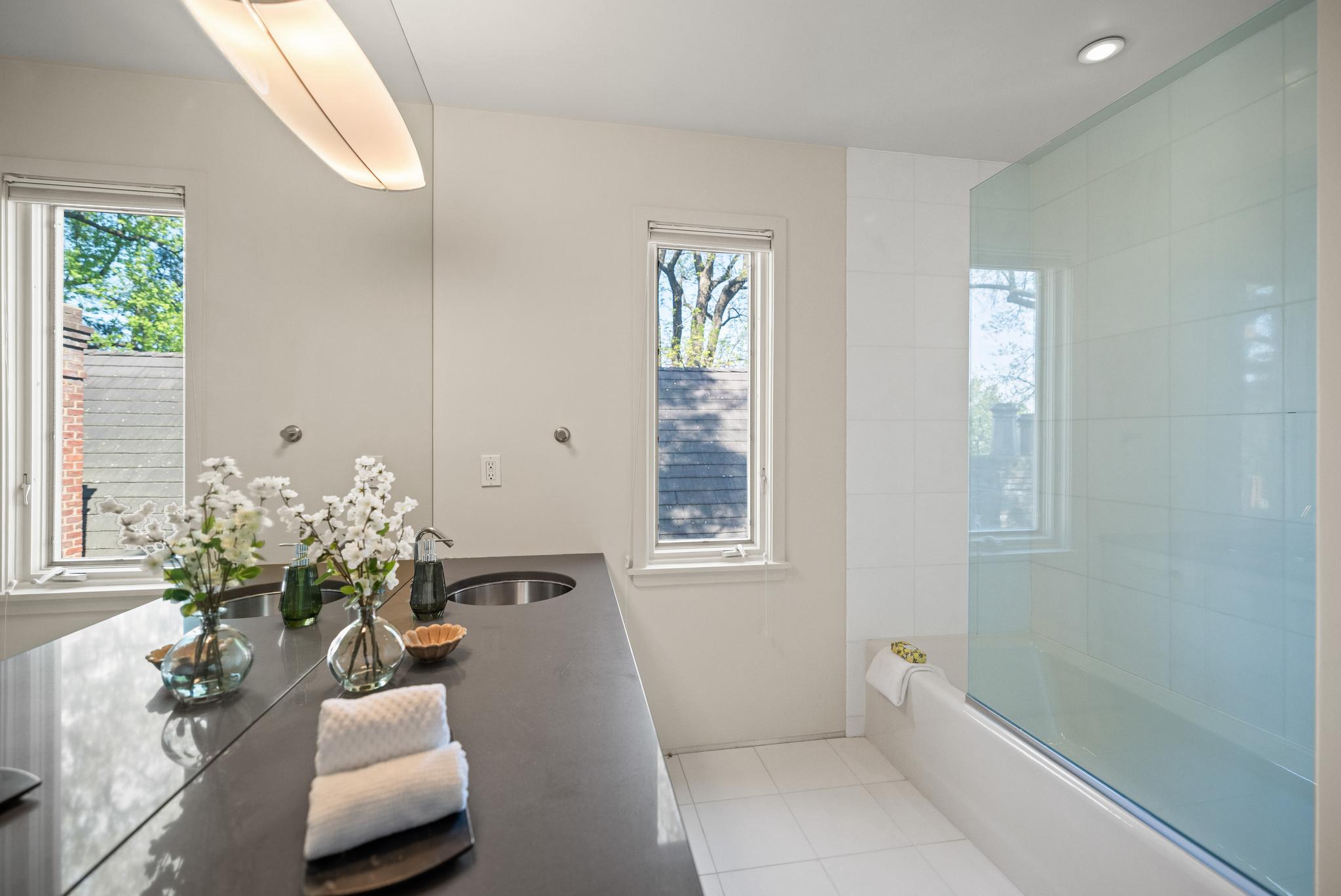  2319 Bancroft Place NW, Washington, DC, 20008 - 物件實景