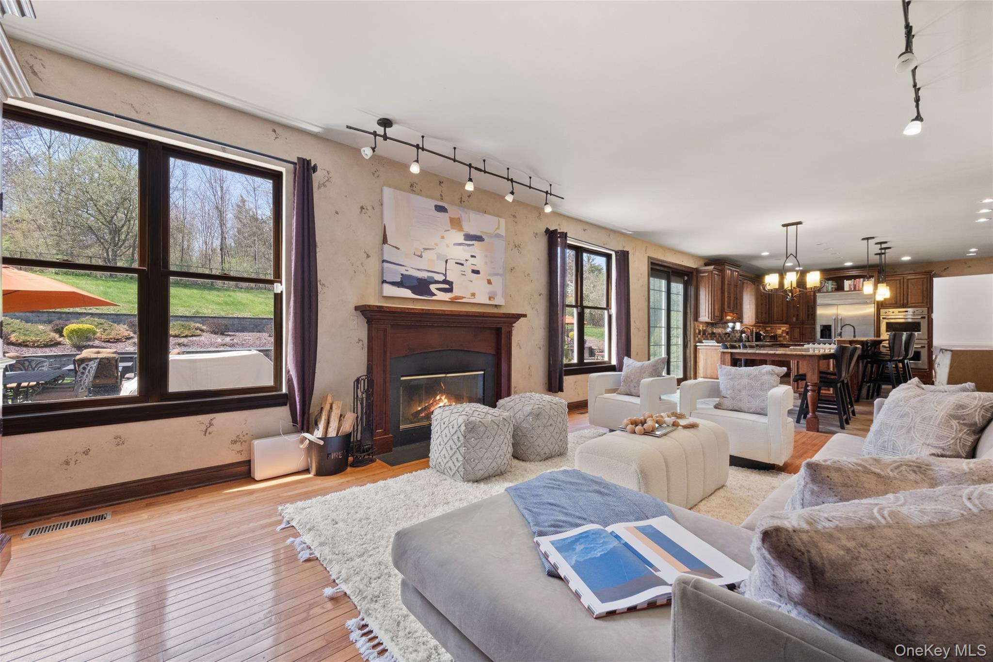 Poughkeepsie, New York, 12603, United States, 4 Bedrooms Bedrooms, ,5 BathroomsBathrooms,Residential,For Sale,1916939
