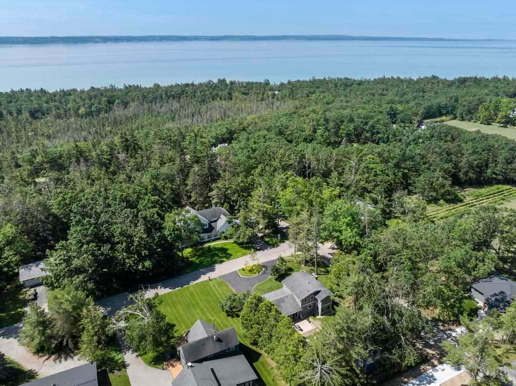 Harbor Springs, Michigan, 49740, United States, 4 Bedrooms Bedrooms, ,4 BathroomsBathrooms,Residential,For Sale,1892242