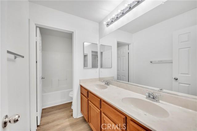 San Jacinto, California, 92583, United States, 5 Bedrooms Bedrooms, ,3 BathroomsBathrooms,Residential,For Sale,1890212