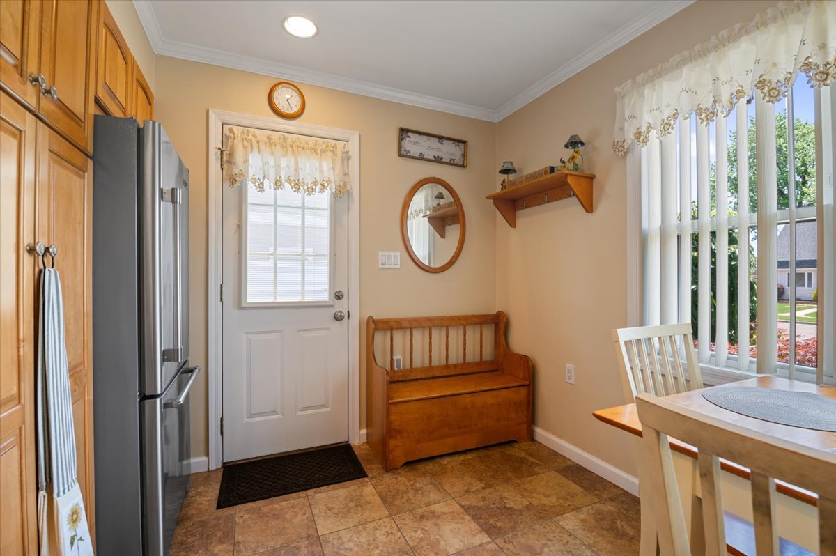 Levittown, New York, 11756, United States, 5 Bedrooms Bedrooms, ,2 BathroomsBathrooms,Residential,For Sale,1920496