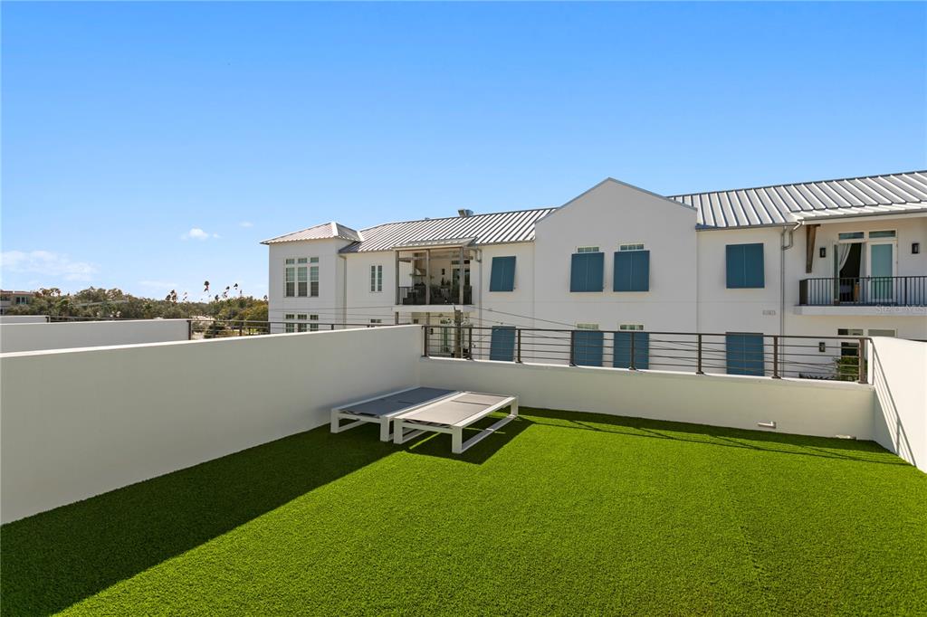 Tampa, Florida, 33606, United States, 4 Bedrooms Bedrooms, ,3 BathroomsBathrooms,Residential,For Sale,1998120