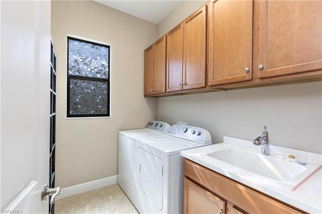 Naples, Florida, 34113, United States, 2 Bedrooms Bedrooms, ,3 BathroomsBathrooms,Residential,For Sale,1819924