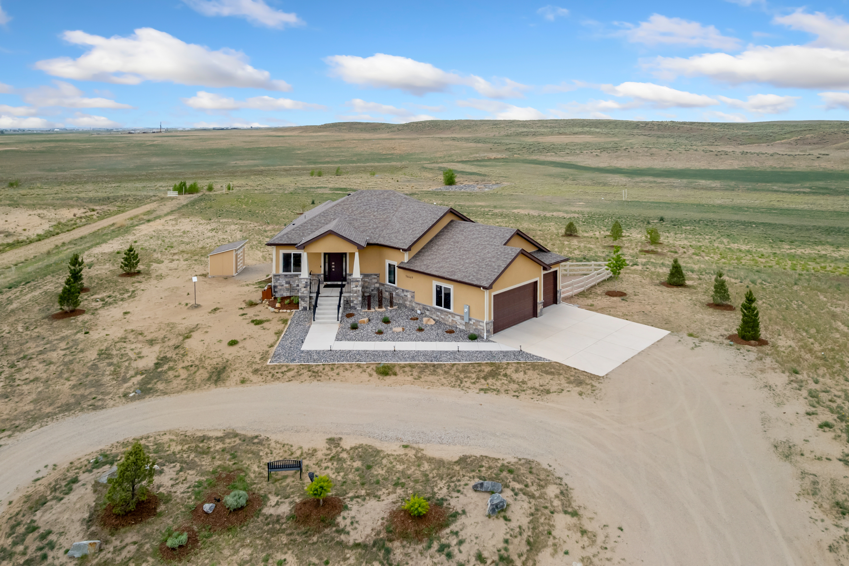  Custom-Built Home in the Highly Sought-After Pelican Lake Ranch Community - 物件實景