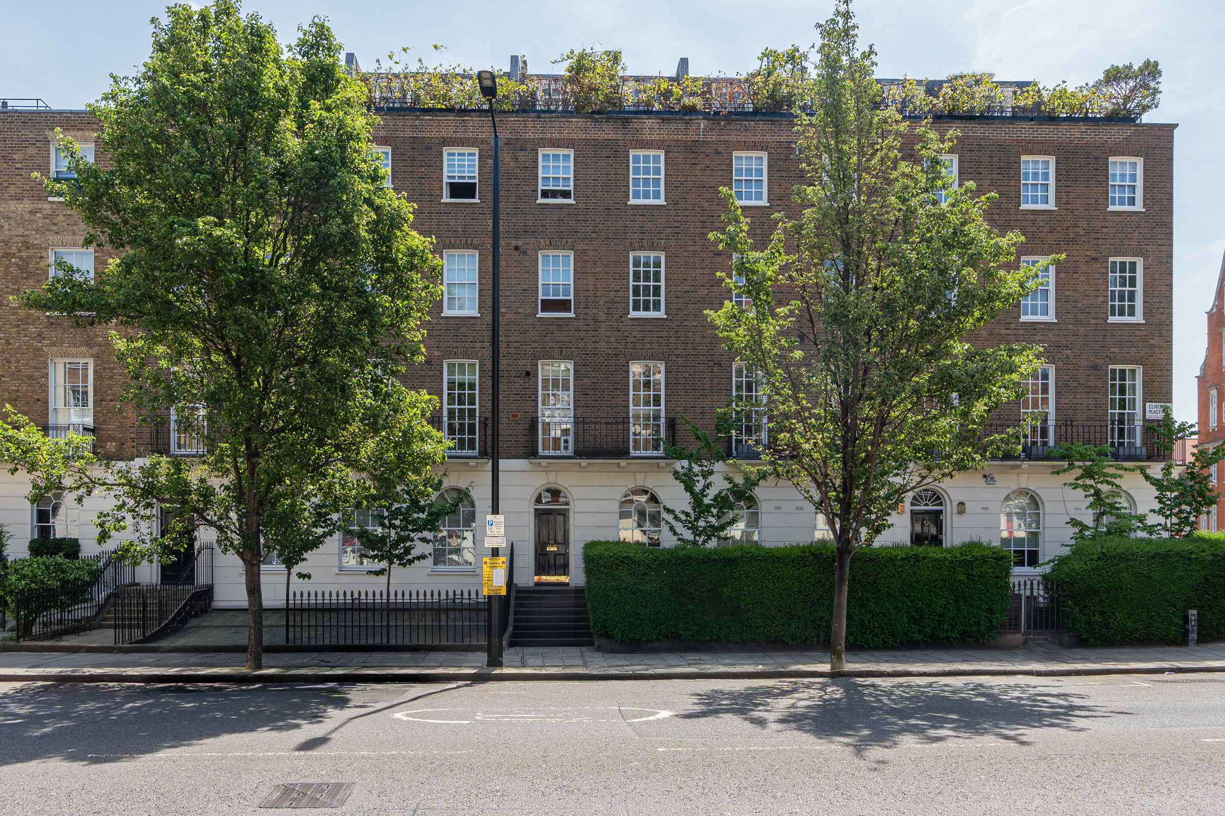  A Four-Bedroom Apartment Moments from Sloane Square with Porter and Parking - 物件實景