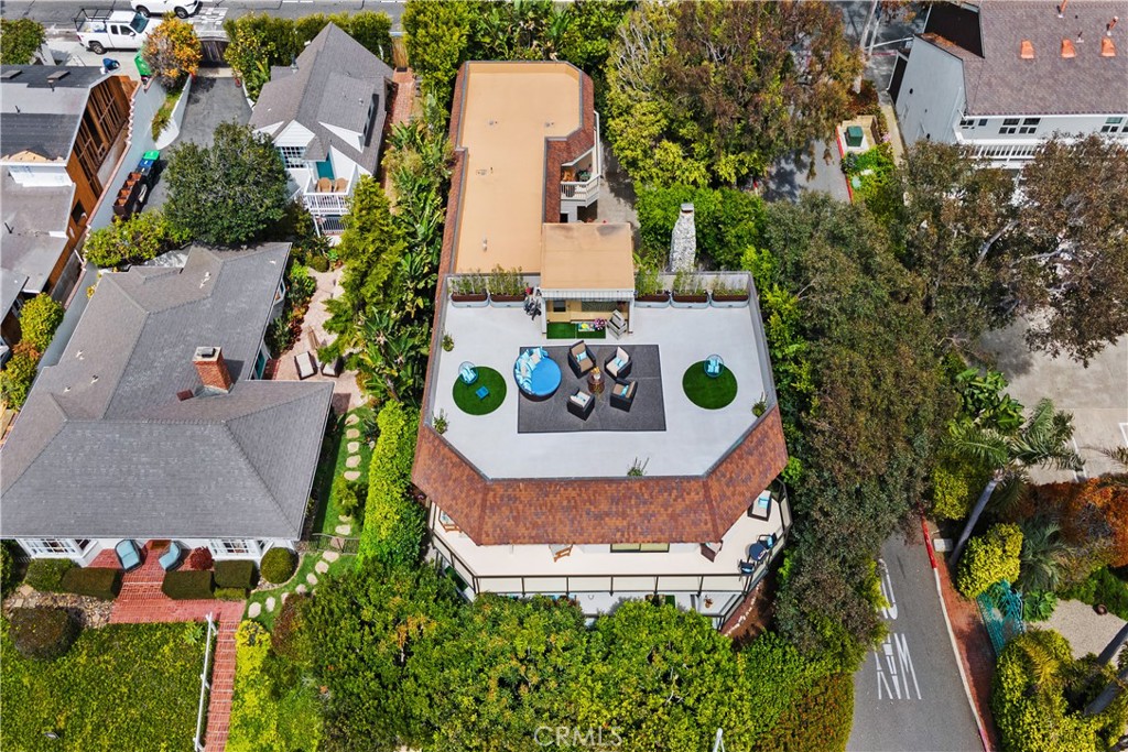 Laguna Beach, California, 92651, United States, 4 Bedrooms Bedrooms, ,4 BathroomsBathrooms,Residential,For Sale,1787523