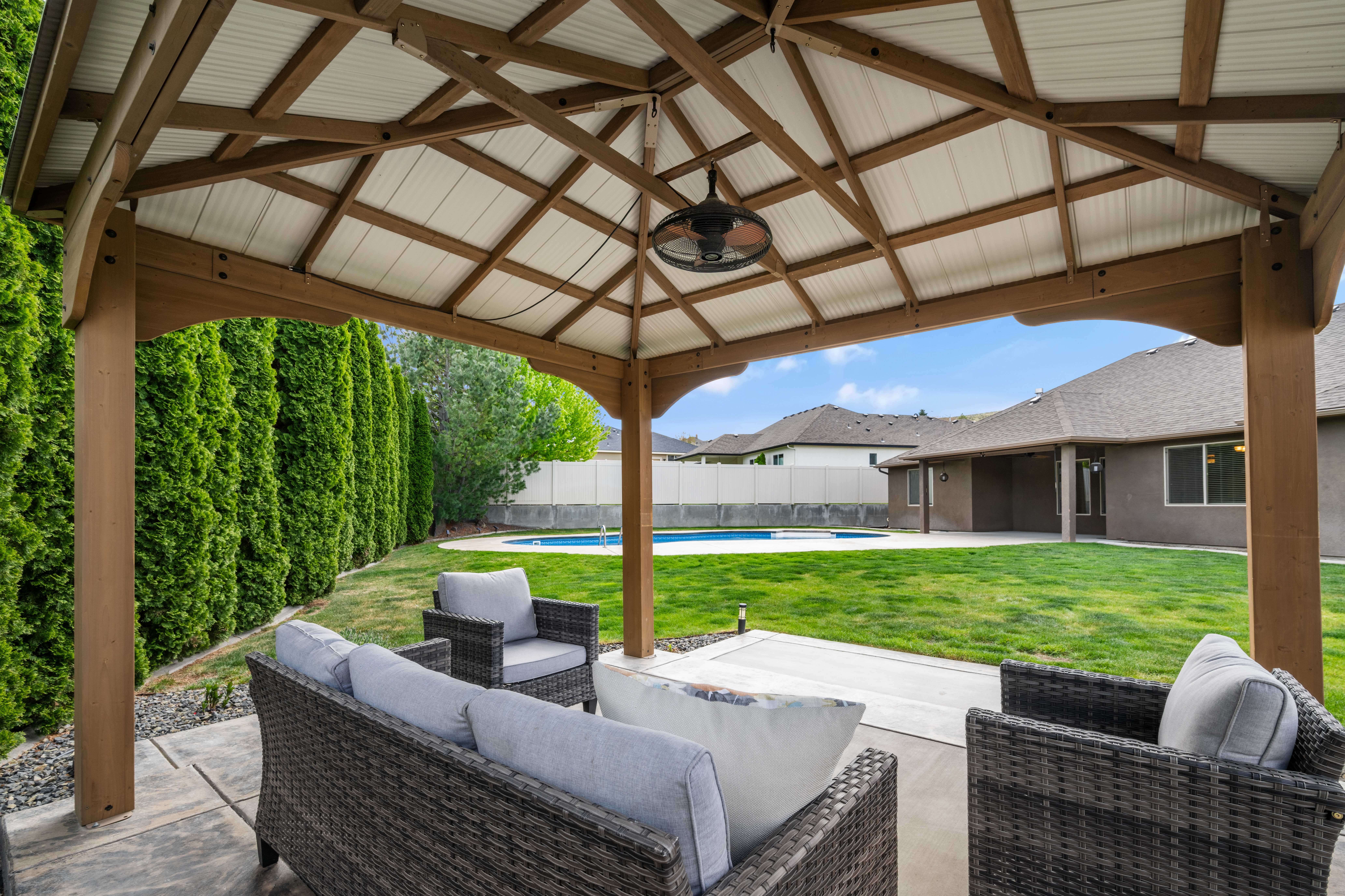  Pool, Quiet Cul-de-sac& Amazing Neighborhood - 物件實景