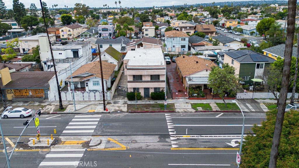 Los Angeles, California, 90003, United States, ,Residential,For Sale,1995375