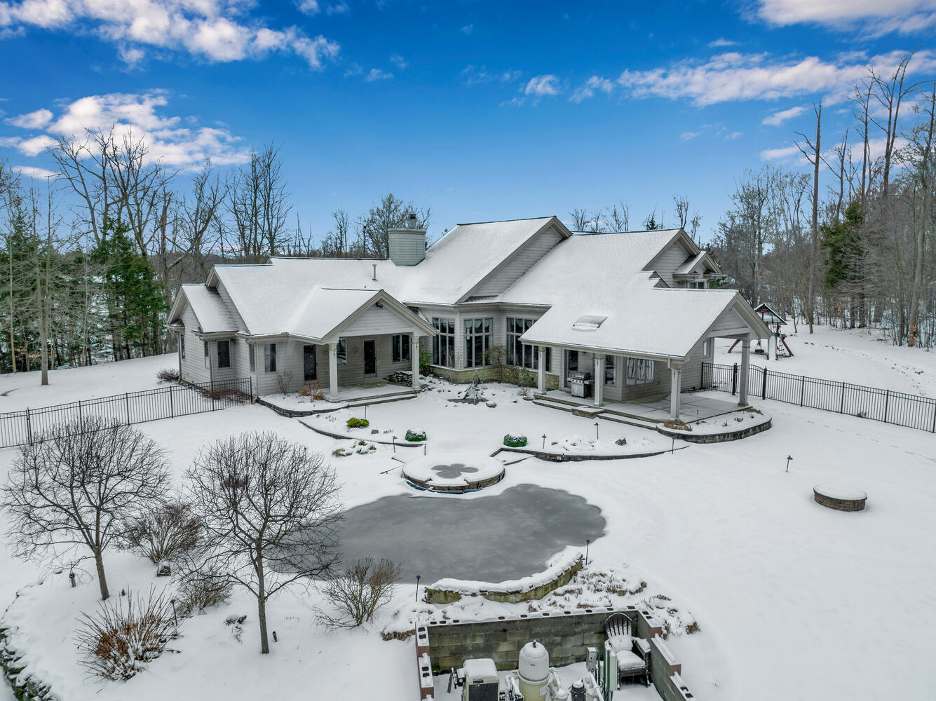 6505 Boston State Rd Road, Hamburg, New York, 14075, United States, 4 Bedrooms Bedrooms, ,5 BathroomsBathrooms,Residential,For Sale,6505 Boston State Rd Road,1209935