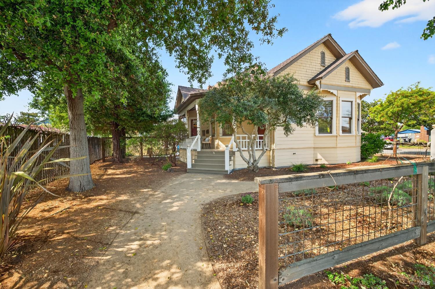 Petaluma, California, 94952, United States, 3 Bedrooms Bedrooms, ,3 BathroomsBathrooms,Residential,For Sale,2032031