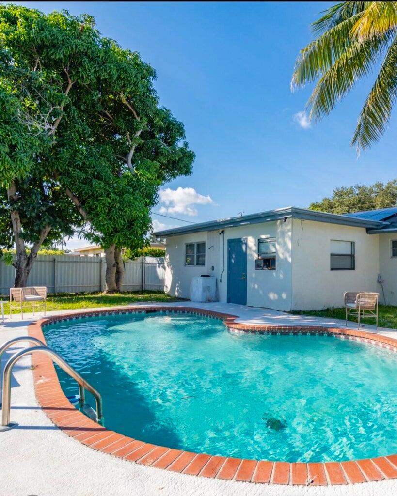 Boynton Beach, Florida, 33426, United States, 3 Bedrooms Bedrooms, ,3 BathroomsBathrooms,Residential,For Sale,2048251