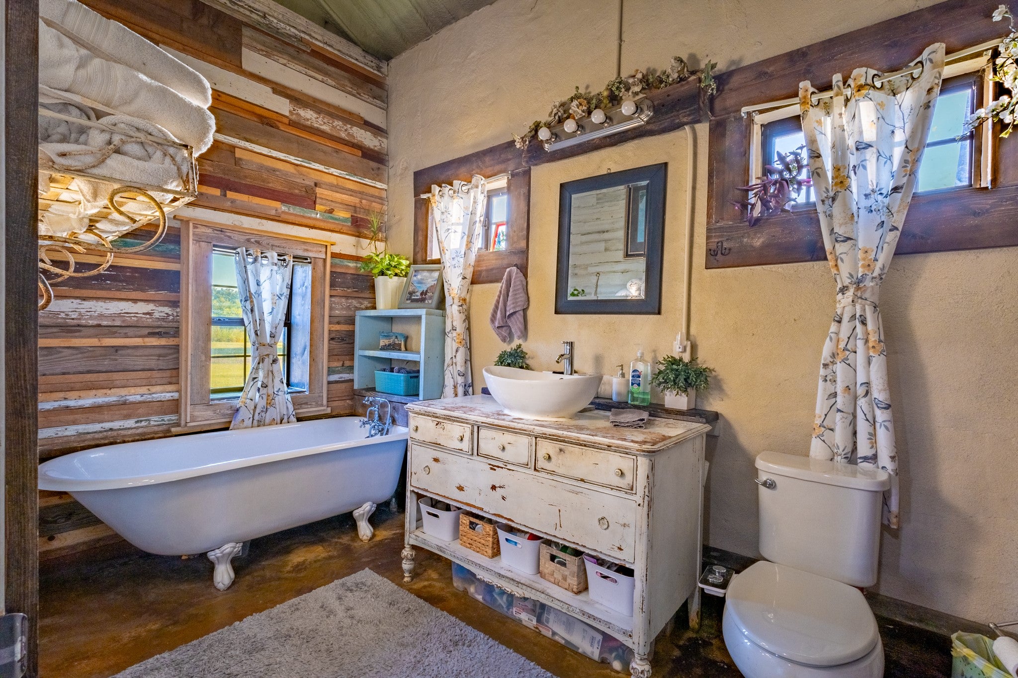 South Bend, Texas, 76481, United States, 2 Bedrooms Bedrooms, ,1 BathroomBathrooms,Residential,For Sale,1980109