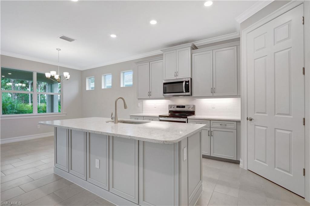 Naples, Florida, 34114, United States, 4 Bedrooms Bedrooms, ,2 BathroomsBathrooms,Residential,For Sale,1992142