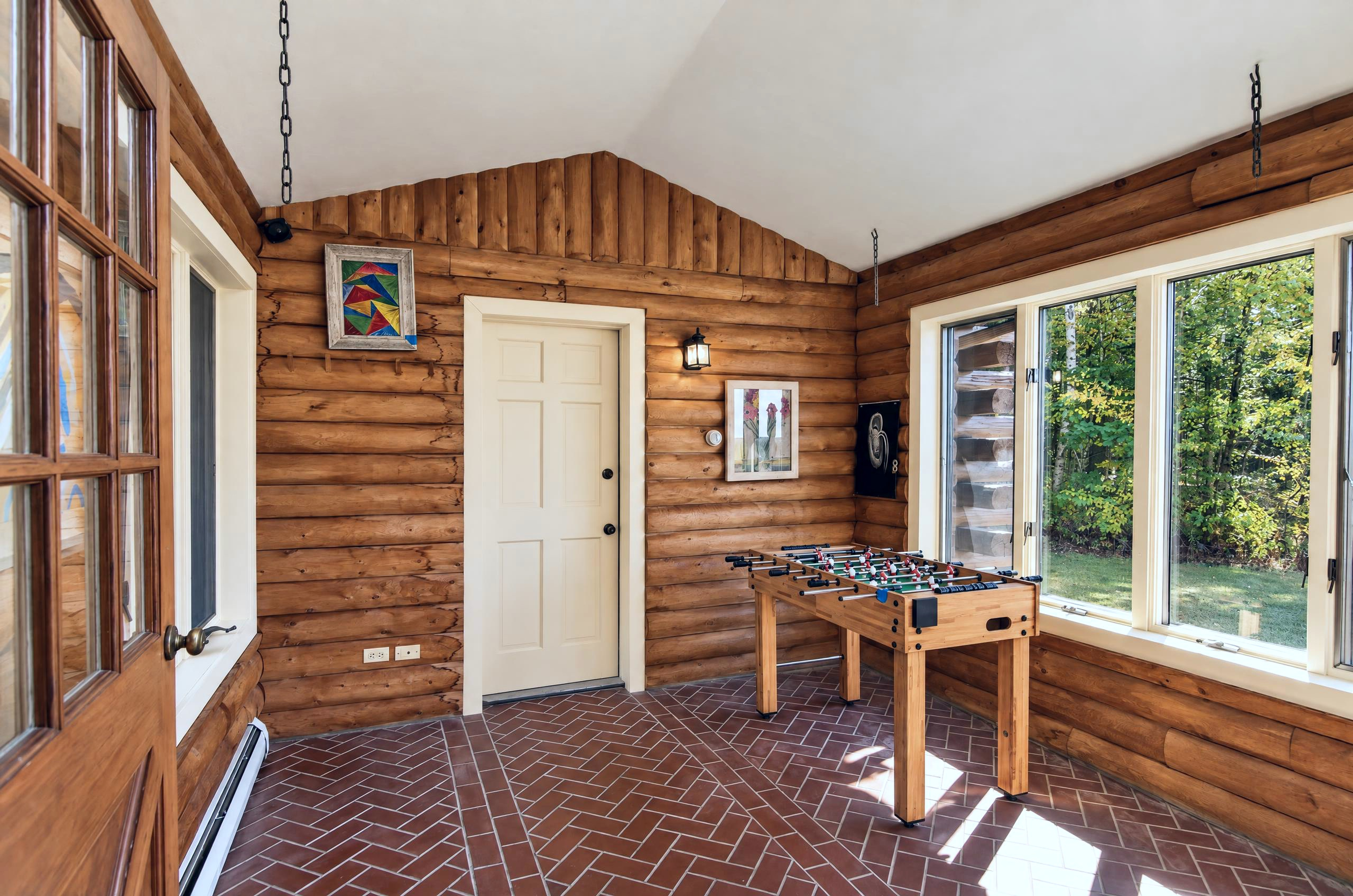 10-Acre Log Contemporary Near Jacob
