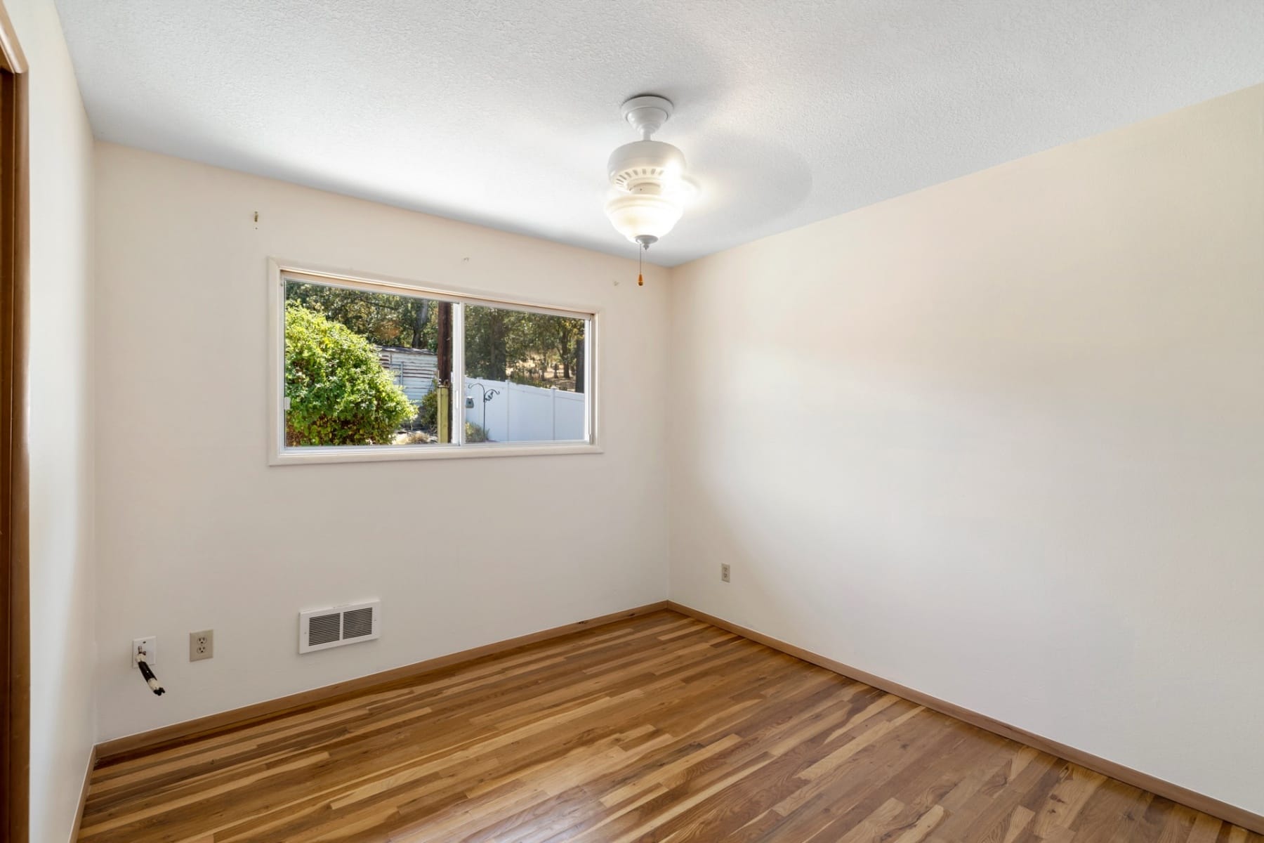  526 E SCENIC DR The Dalles, OR 97058 - 物件實景