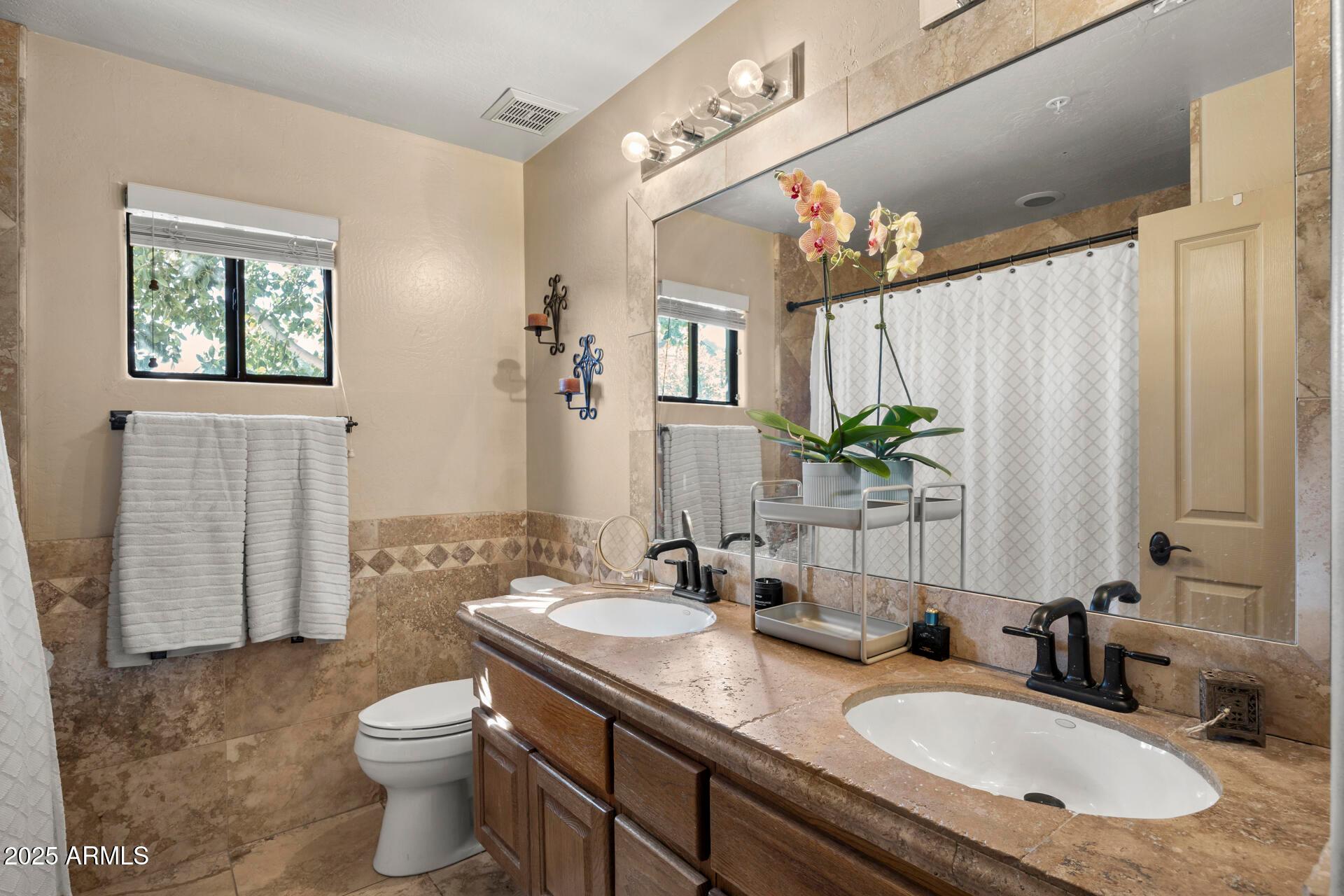 Scottsdale, Arizona, 85255, United States, 3 Bedrooms Bedrooms, ,3 BathroomsBathrooms,Residential,For Sale,1988879