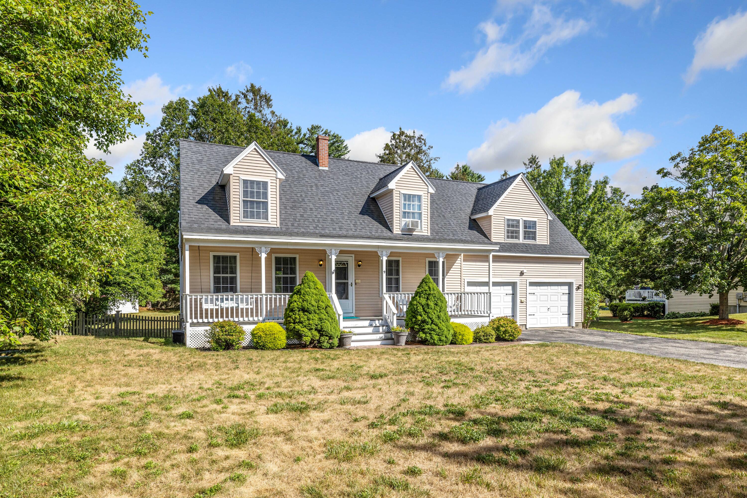 Kennebunk, Maine, 04043, United States, 4 Bedrooms Bedrooms, ,3 BathroomsBathrooms,Residential,For Sale,1901134