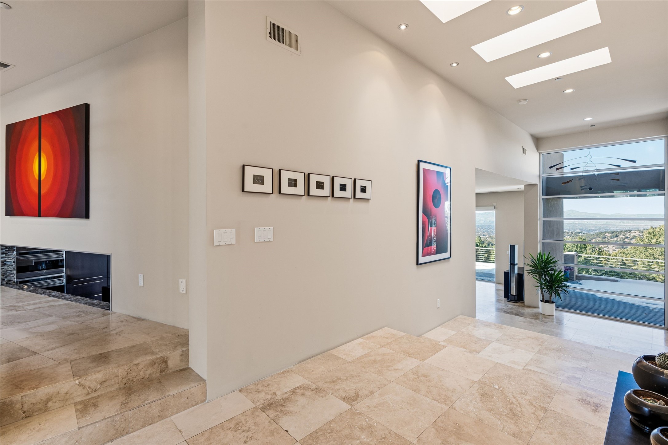  1135 S Summit Drive - 物件實景