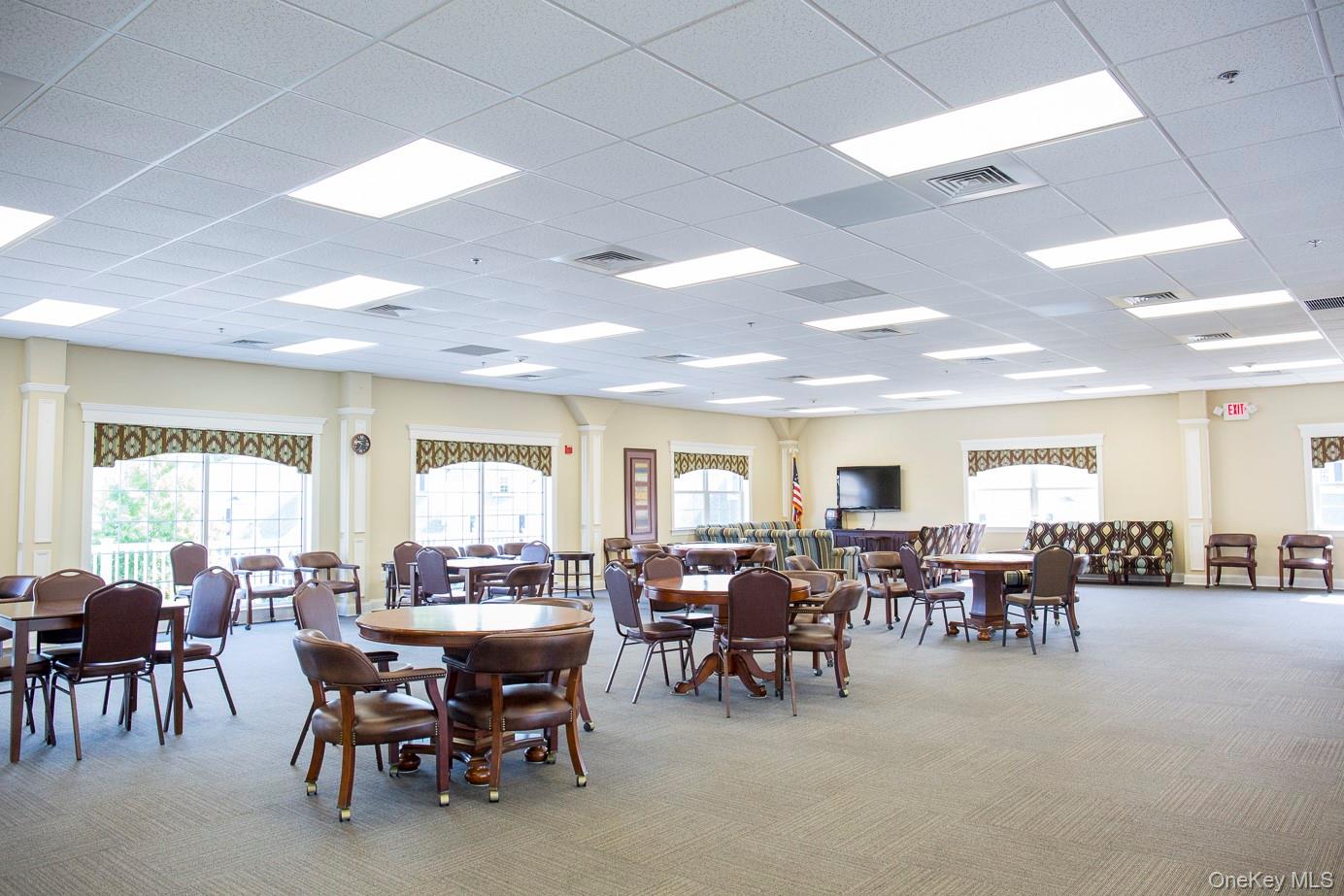 Valley Stream, New York, 11580, United States, 2 Bedrooms Bedrooms, ,2 BathroomsBathrooms,Residential,For Sale,2002901