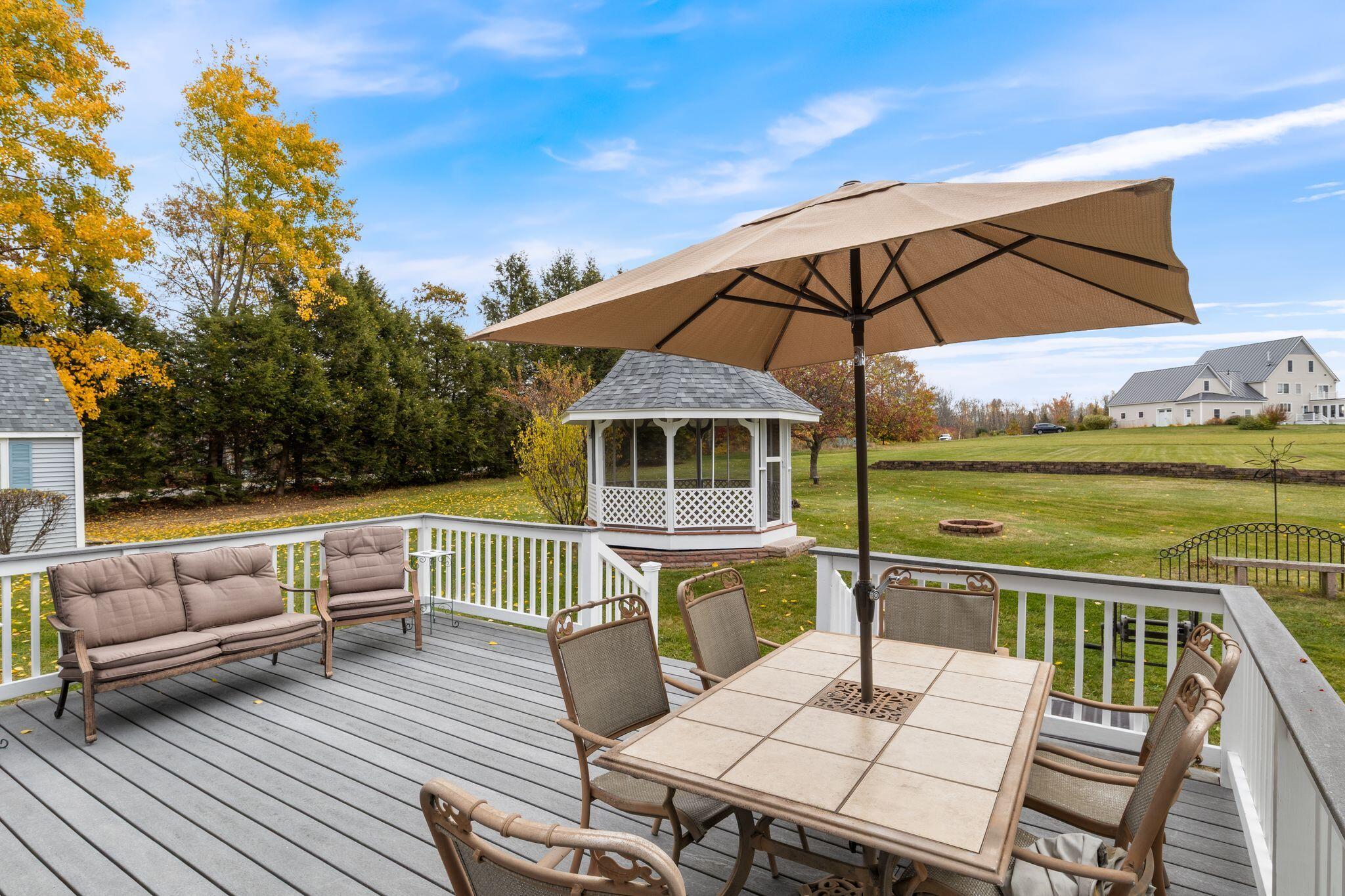 Sanford, Maine, 04083, United States, 3 Bedrooms Bedrooms, ,2 BathroomsBathrooms,Residential,For Sale,1987939