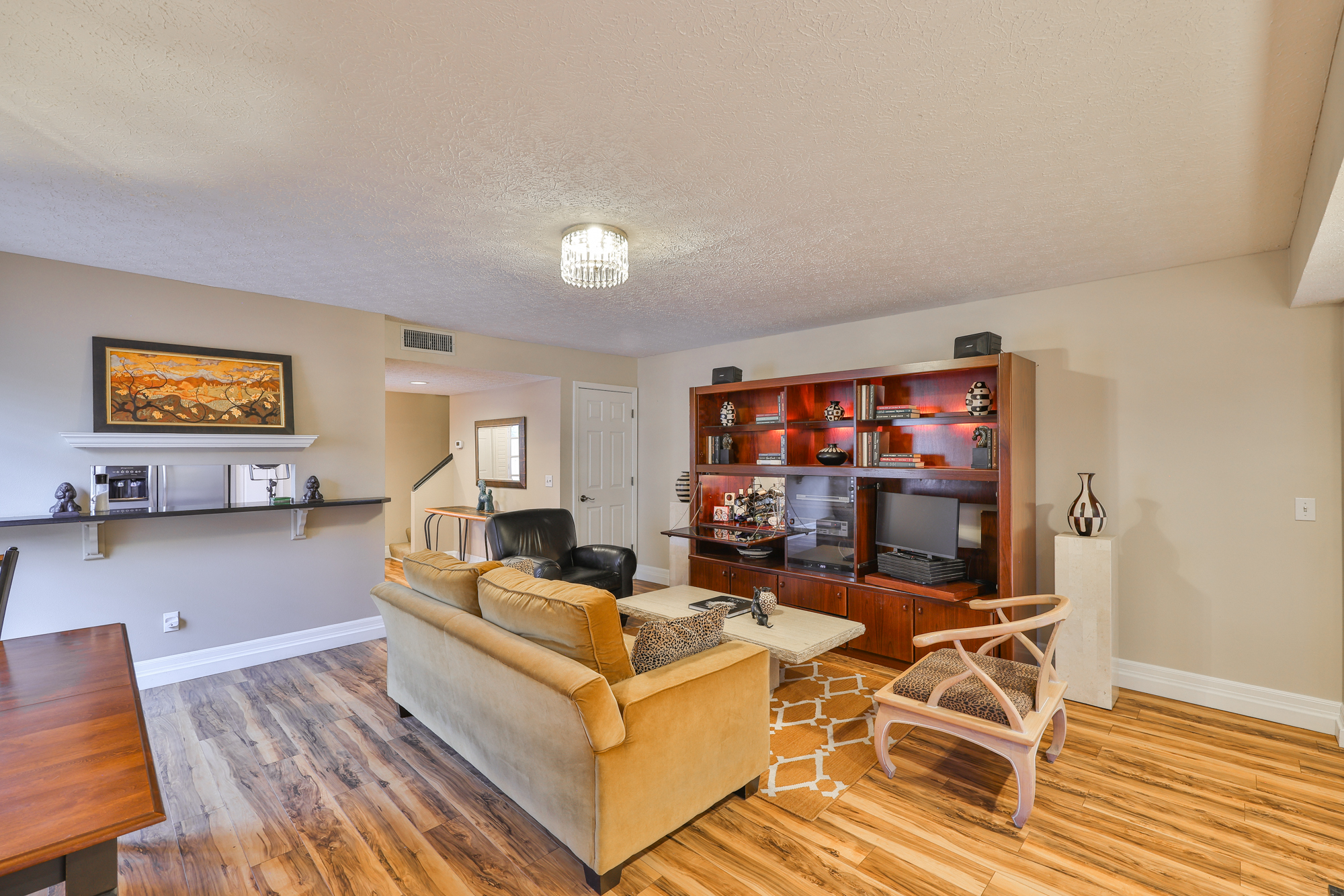 Tampa, Florida, 33629, United States, 2 Bedrooms Bedrooms, ,3 BathroomsBathrooms,Residential,For Sale,1981807