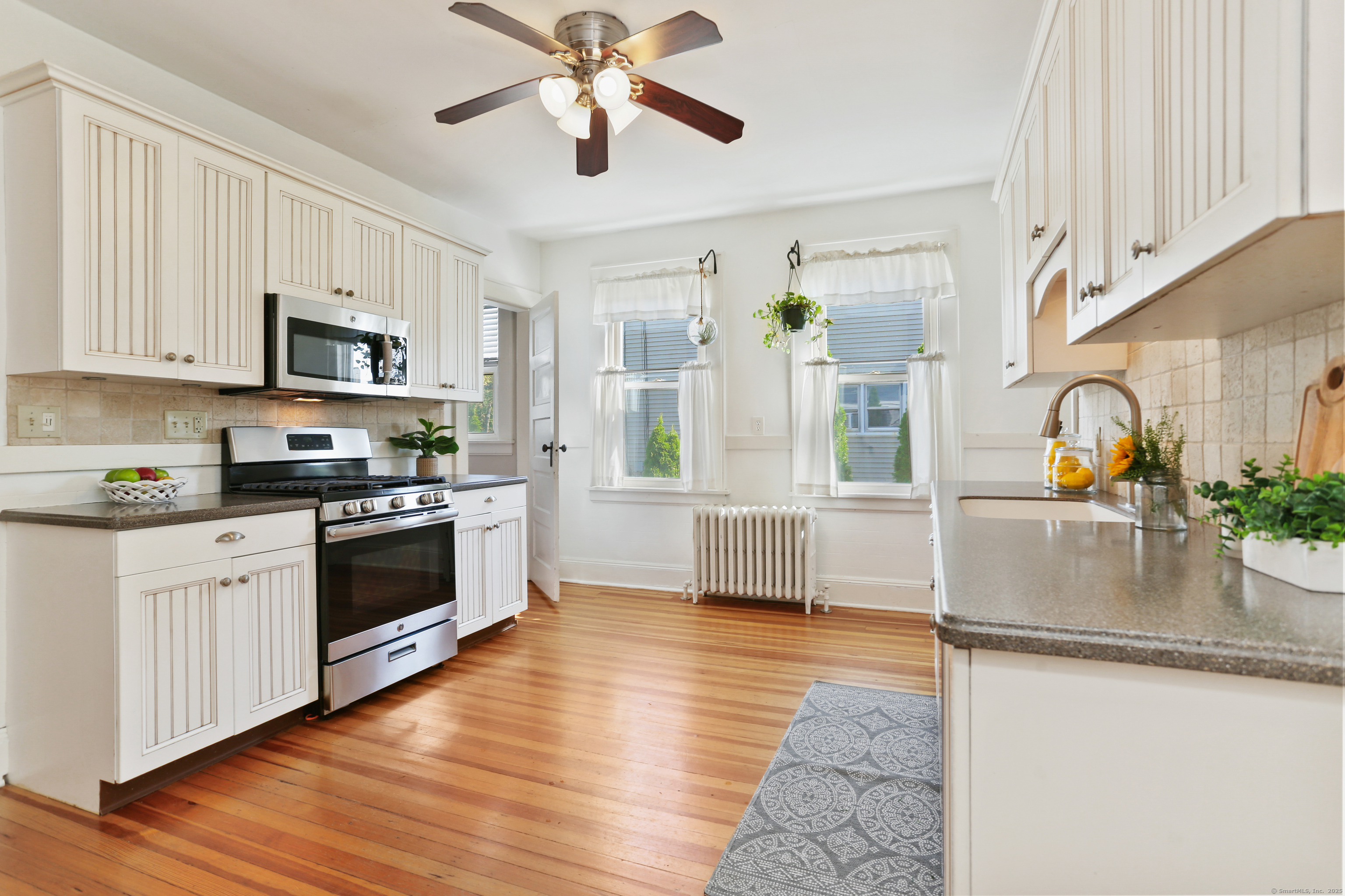 Fairfield, Connecticut, 06825, United States, 4 Bedrooms Bedrooms, ,2 BathroomsBathrooms,Residential,For Sale,1940961
