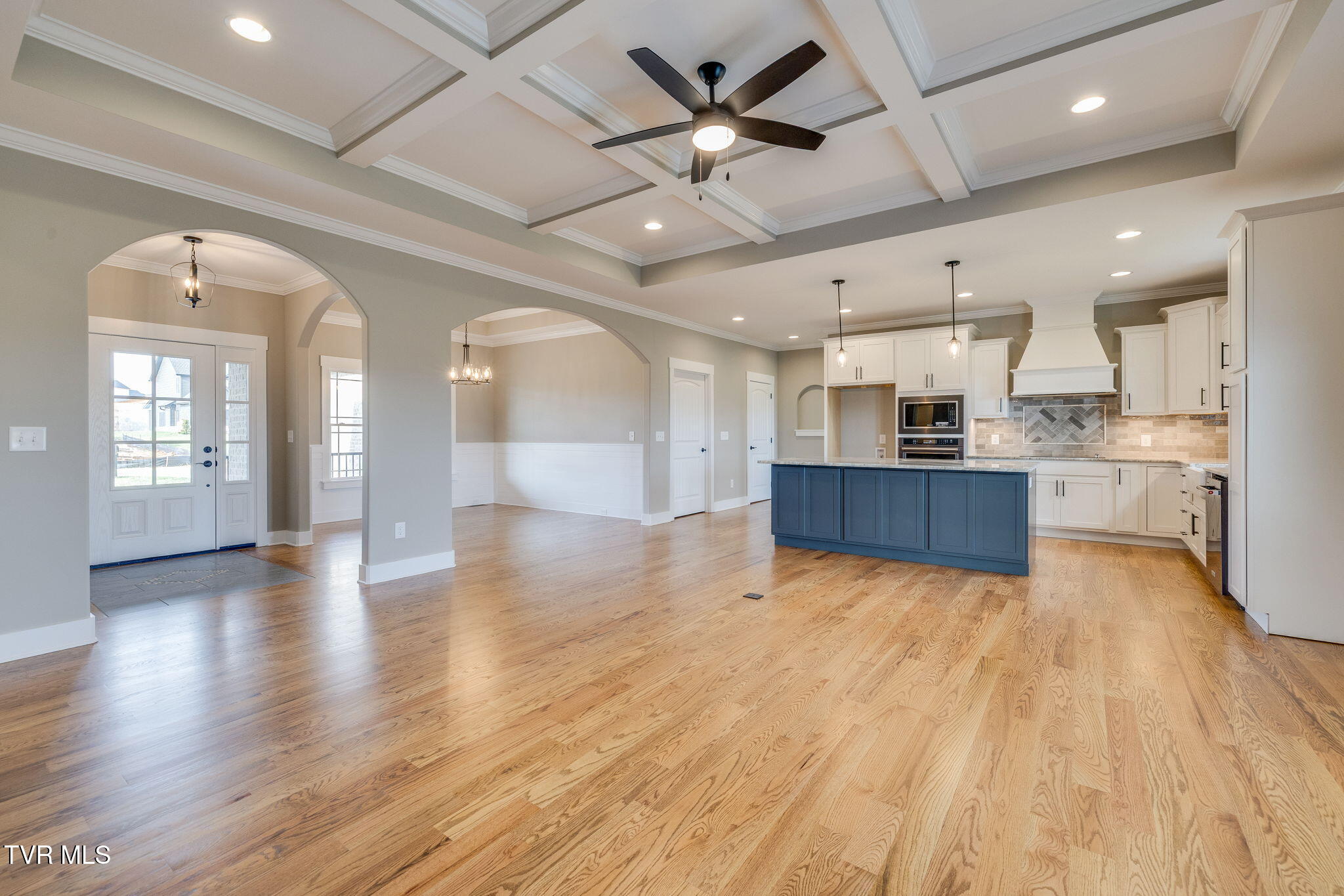 Jonesborough, Tennessee, 37659, United States, 4 Bedrooms Bedrooms, ,3 BathroomsBathrooms,Residential,For Sale,1974561