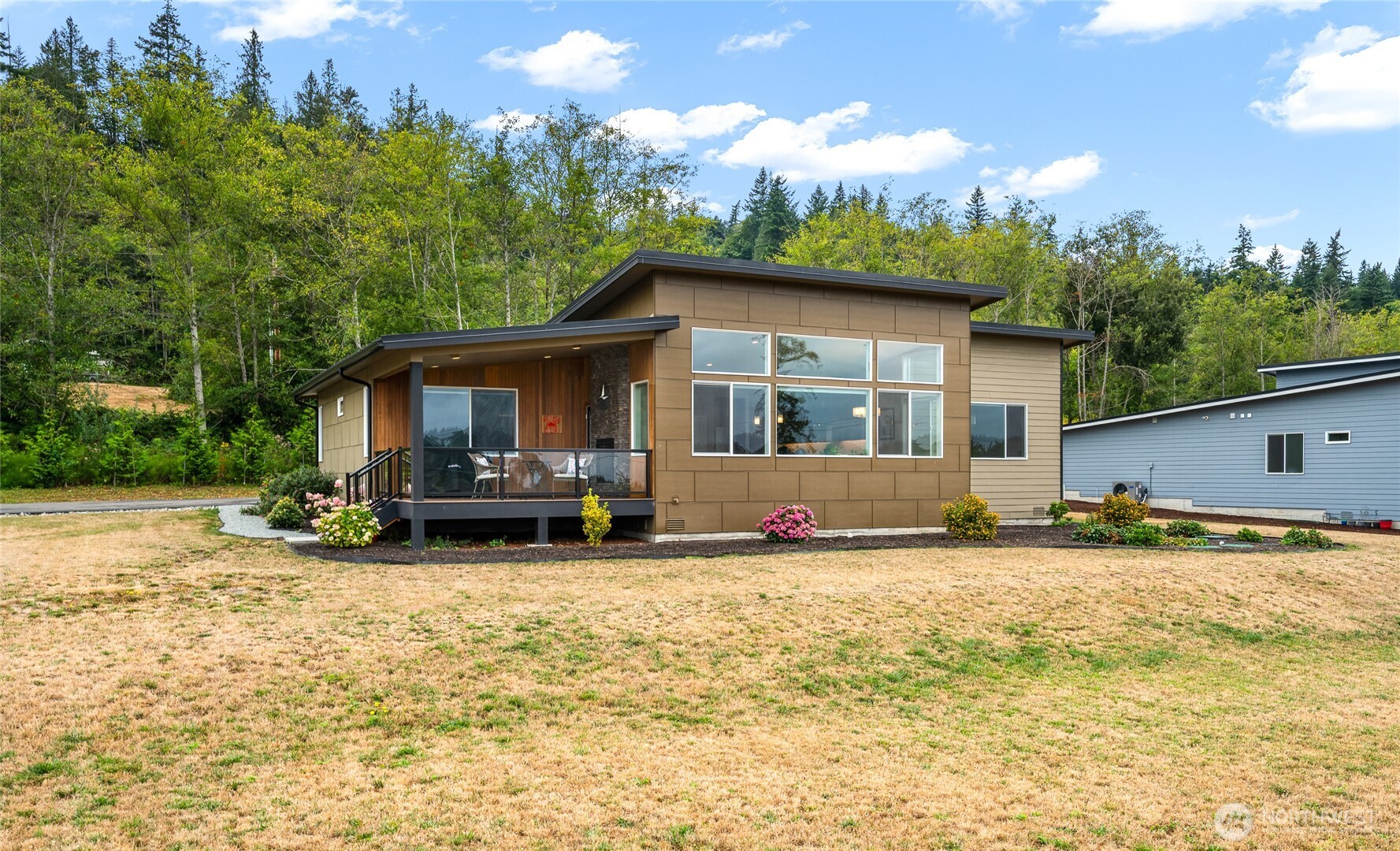 Camano Island, Washington, 98282, United States, 3 Bedrooms Bedrooms, ,2 BathroomsBathrooms,Residential,For Sale,1973716