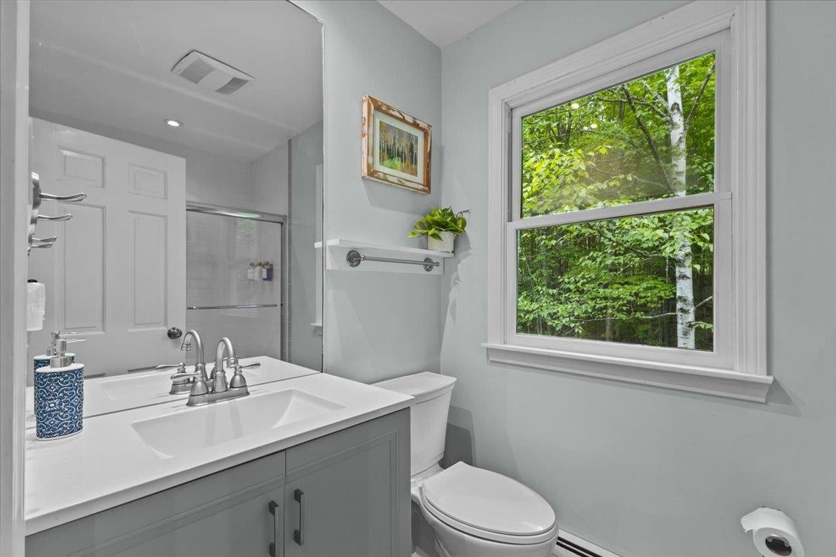 Stowe, Vermont, 05672, United States, 6 Bedrooms Bedrooms, ,4 BathroomsBathrooms,Residential,For Sale,1840743