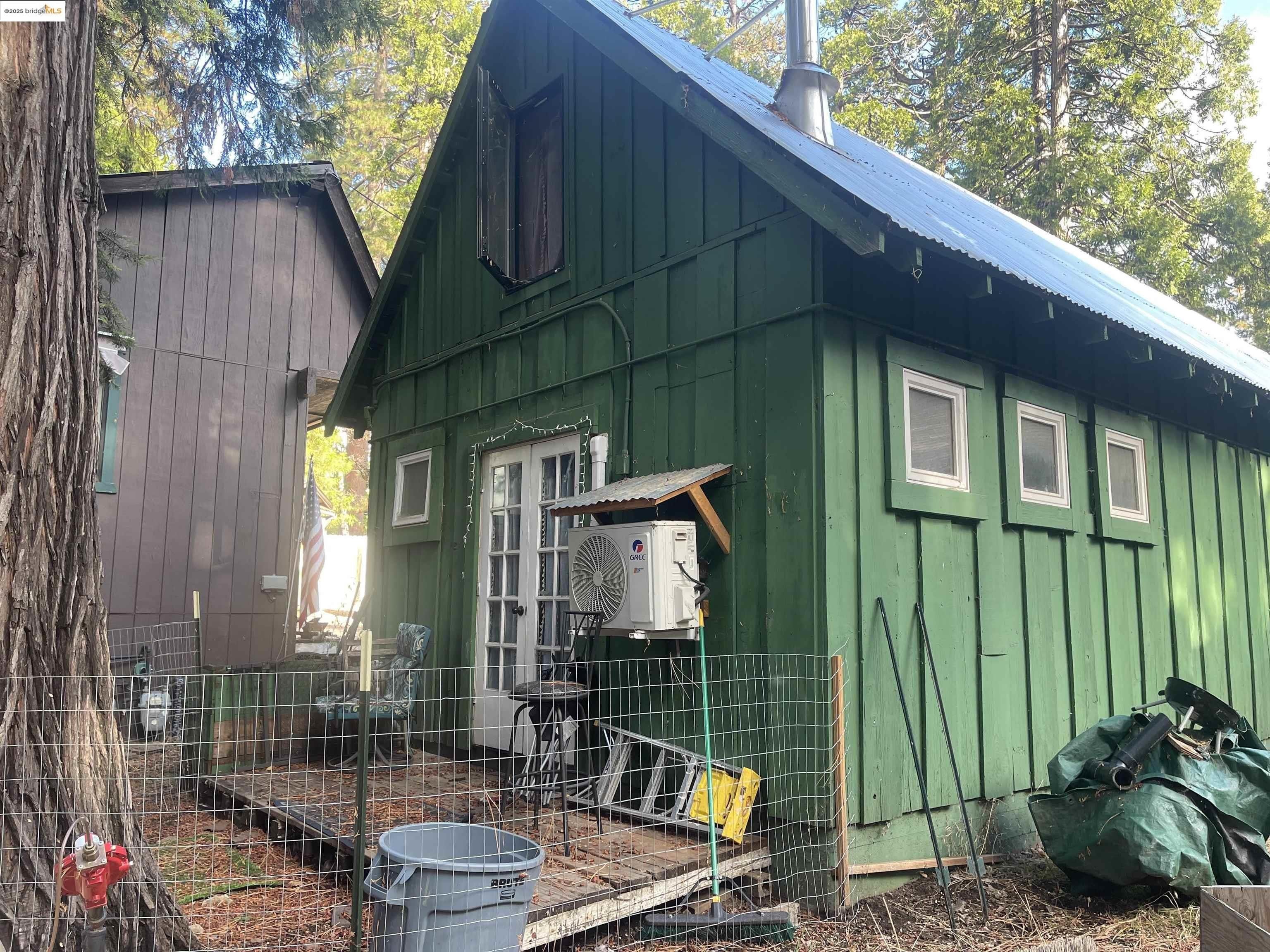 Mi Wuk Village, California, 95346, United States, 5 Bedrooms Bedrooms, ,3 BathroomsBathrooms,Residential,For Sale,1991083