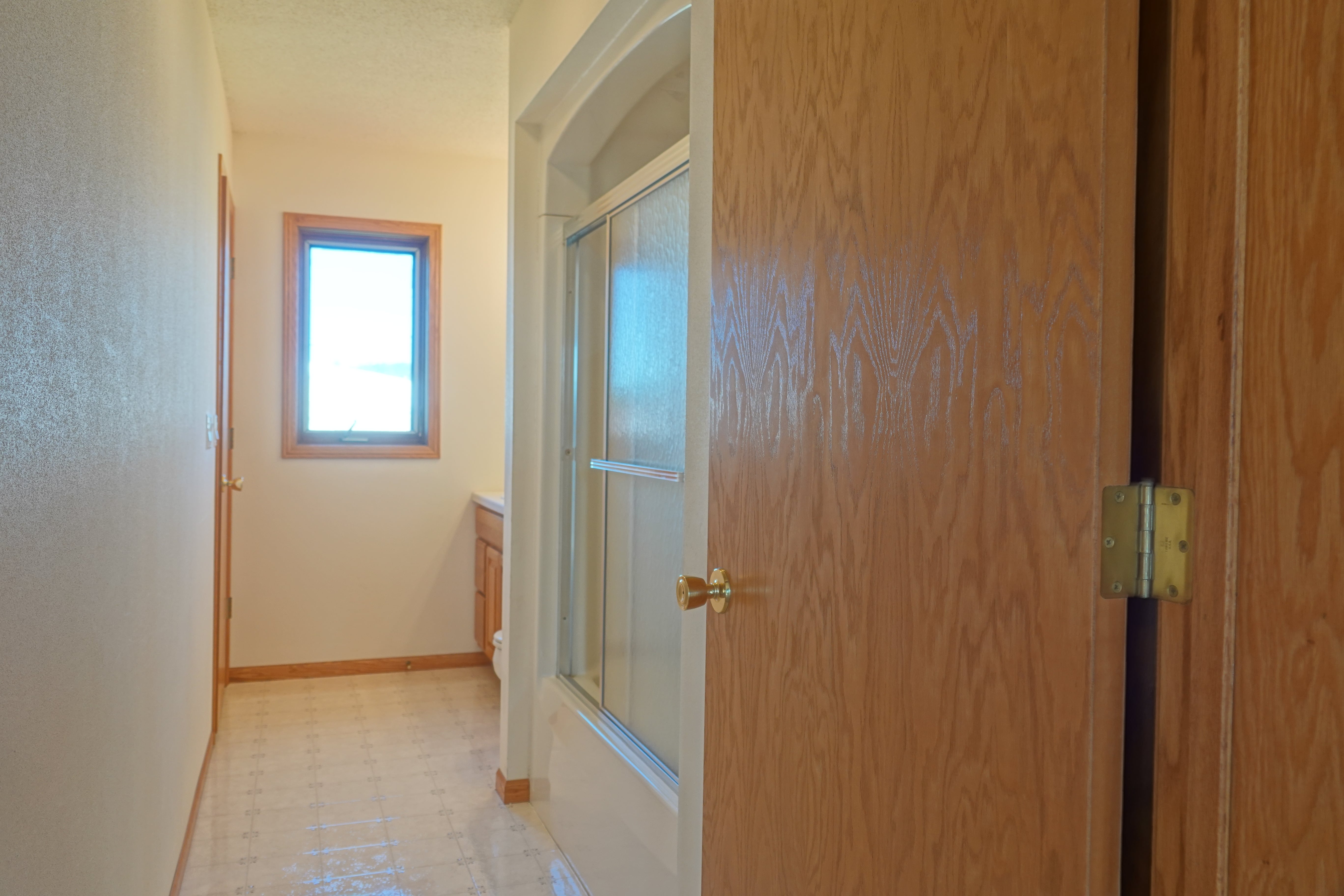 Abbotsford, Wisconsin, 54405, United States, 4 Bedrooms Bedrooms, ,4 BathroomsBathrooms,Residential,For Sale,1977625