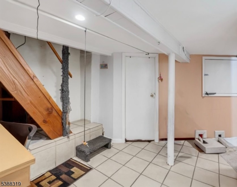 Elizabeth City, New Jersey, 07206, United States, 2 Bedrooms Bedrooms, ,3 BathroomsBathrooms,Residential,For Sale,1992844