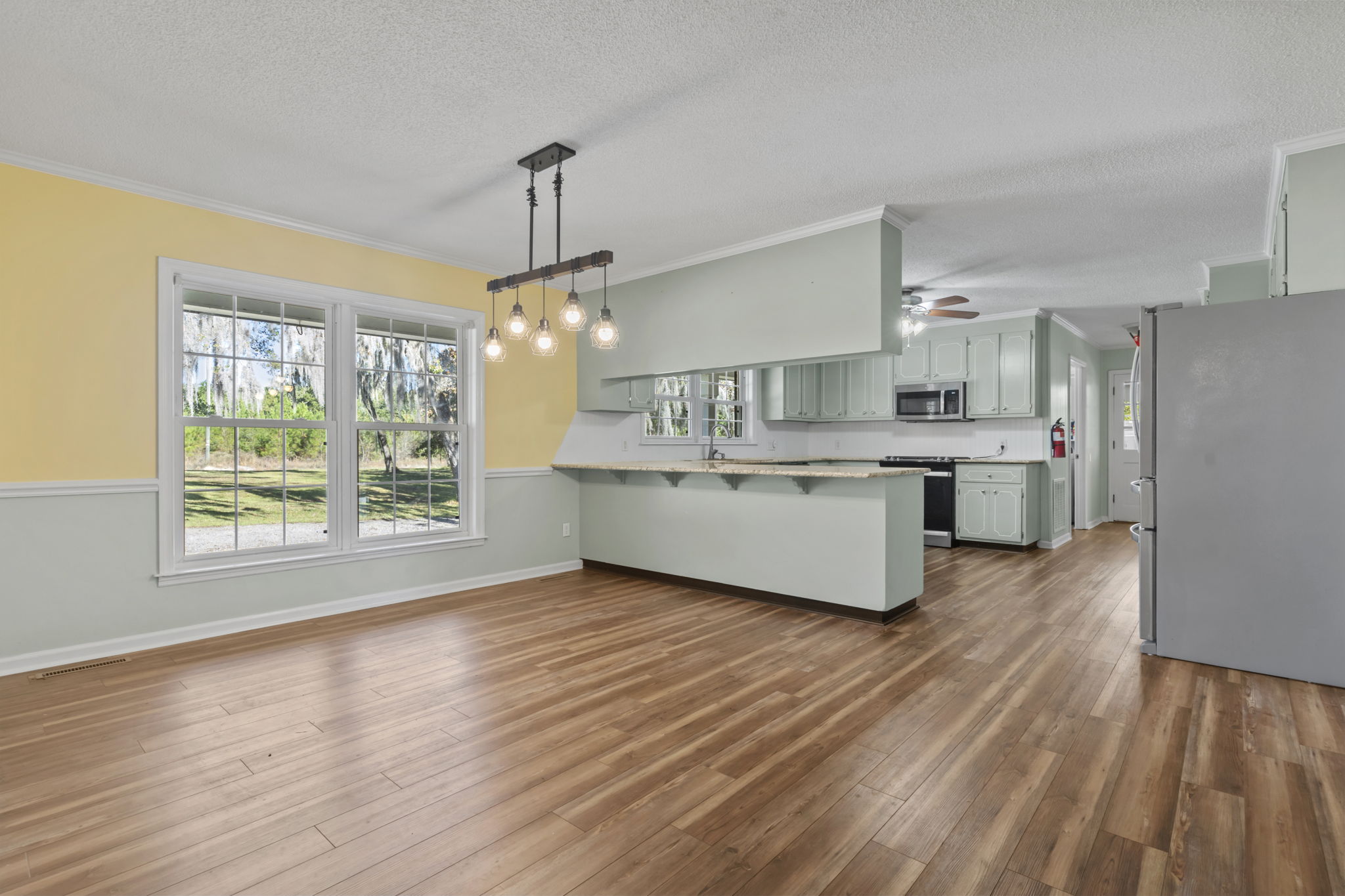 Galivants Ferry, South Carolina, 29544, United States, 4 Bedrooms Bedrooms, ,3 BathroomsBathrooms,Residential,For Sale,1986095