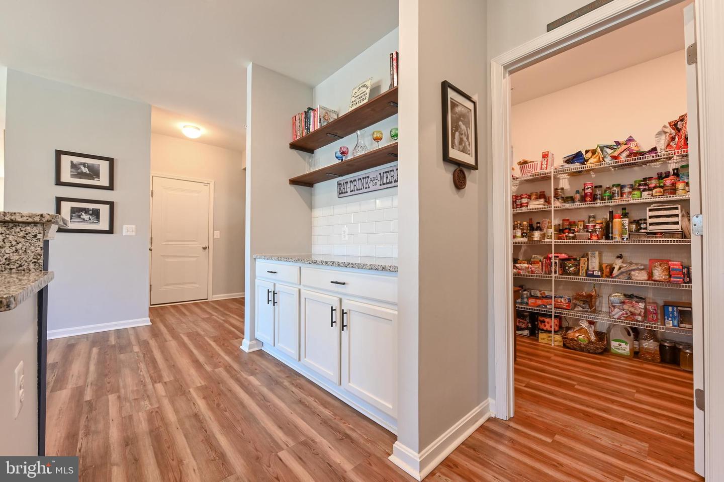 Tilghman, Maryland, 21671, United States, 5 Bedrooms Bedrooms, ,4 BathroomsBathrooms,Residential,For Sale,1753094