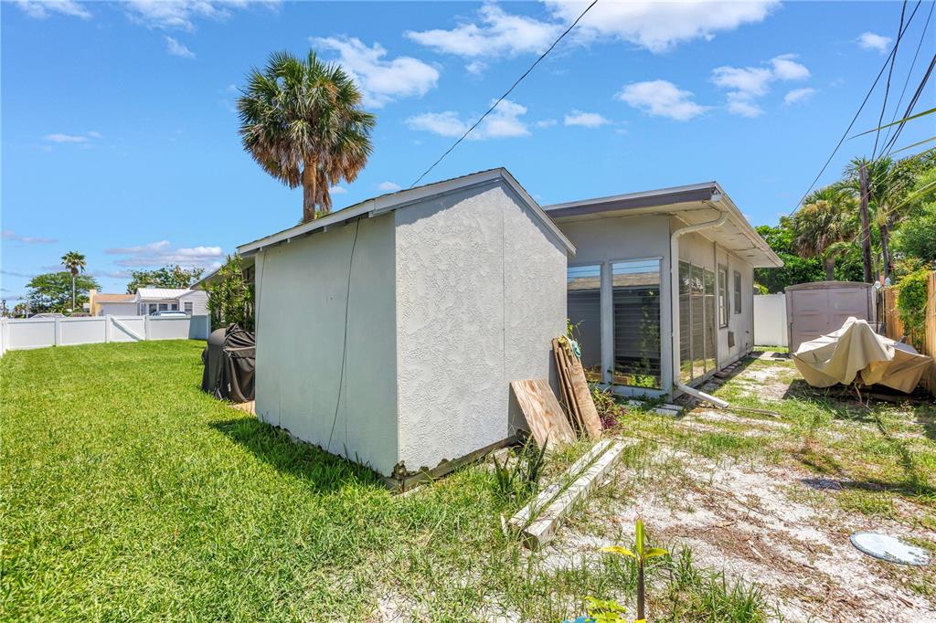 St Pete Beach, Florida, 33706, United States, 3 Bedrooms Bedrooms, ,2 BathroomsBathrooms,Residential,For Sale,1897021