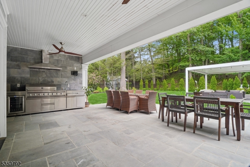 Millburn Twp., New Jersey, 07078, United States, 7 Bedrooms Bedrooms, ,9 BathroomsBathrooms,Residential,For Sale,1838878