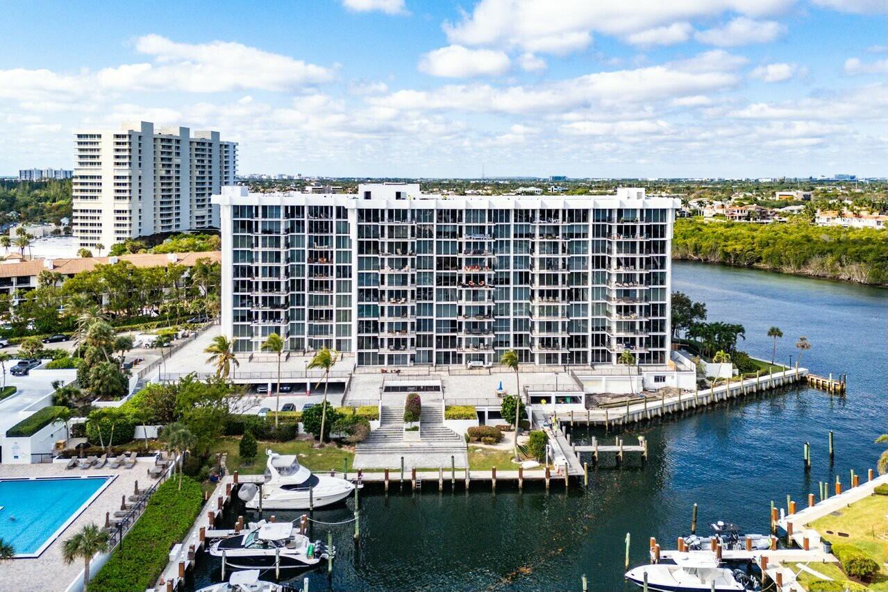 Highland Beach, Florida, 33487, United States, 2 Bedrooms Bedrooms, ,2 BathroomsBathrooms,Residential,For Sale,1882457