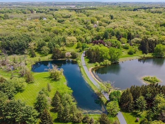 Milton, Wisconsin, 53563-0000, United States, 4 Bedrooms Bedrooms, ,5 BathroomsBathrooms,Residential,For Sale,1798296