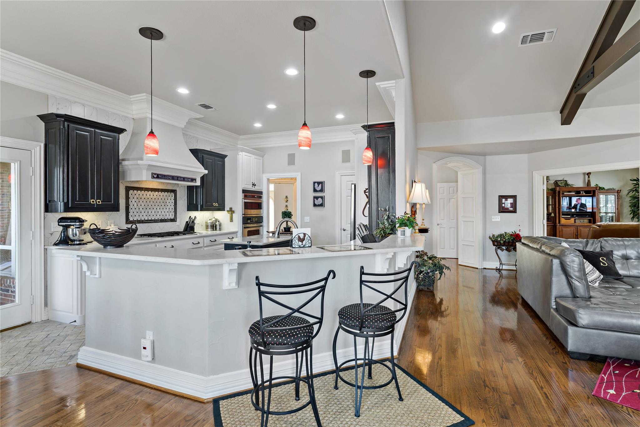 Powderly, Texas, 75473, United States, 5 Bedrooms Bedrooms, ,5 BathroomsBathrooms,Residential,For Sale,2024078