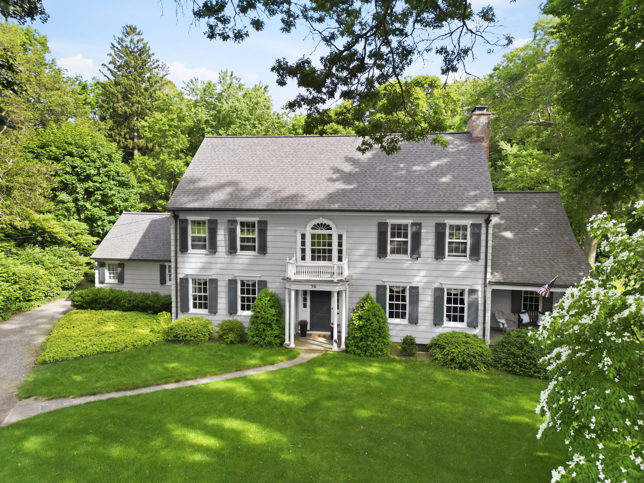  Timeless 1920s Colonial: A Historic Fairfield Grand Dame - 物件實景