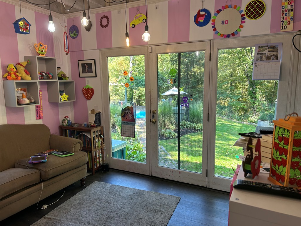 Holmes, New York, 12531, United States, 4 Bedrooms Bedrooms, ,2 BathroomsBathrooms,Residential,For Sale,1979476