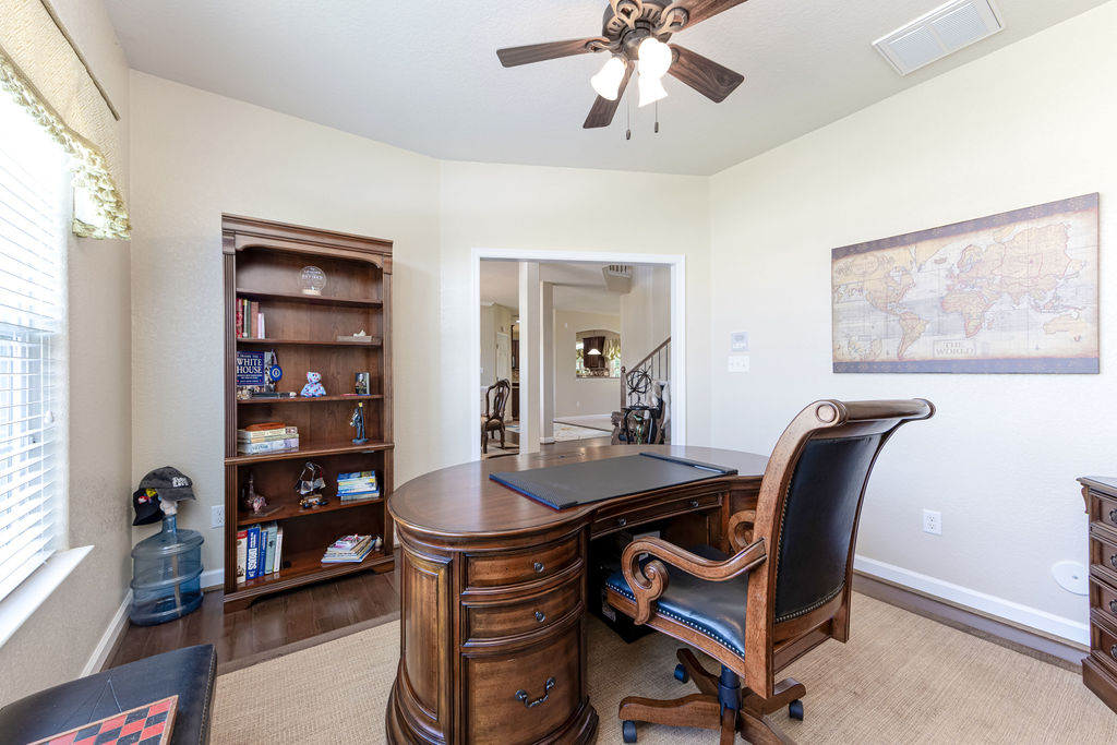 Chesapeake, Virginia, 23322, United States, 6 Bedrooms Bedrooms, ,3 BathroomsBathrooms,Residential,For Sale,1927951
