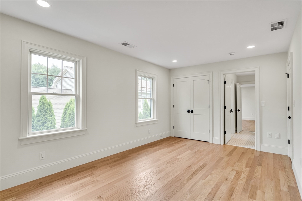 Lexington, Massachusetts, 02421, United States, 5 Bedrooms Bedrooms, ,5 BathroomsBathrooms,Residential,For Sale,1849755