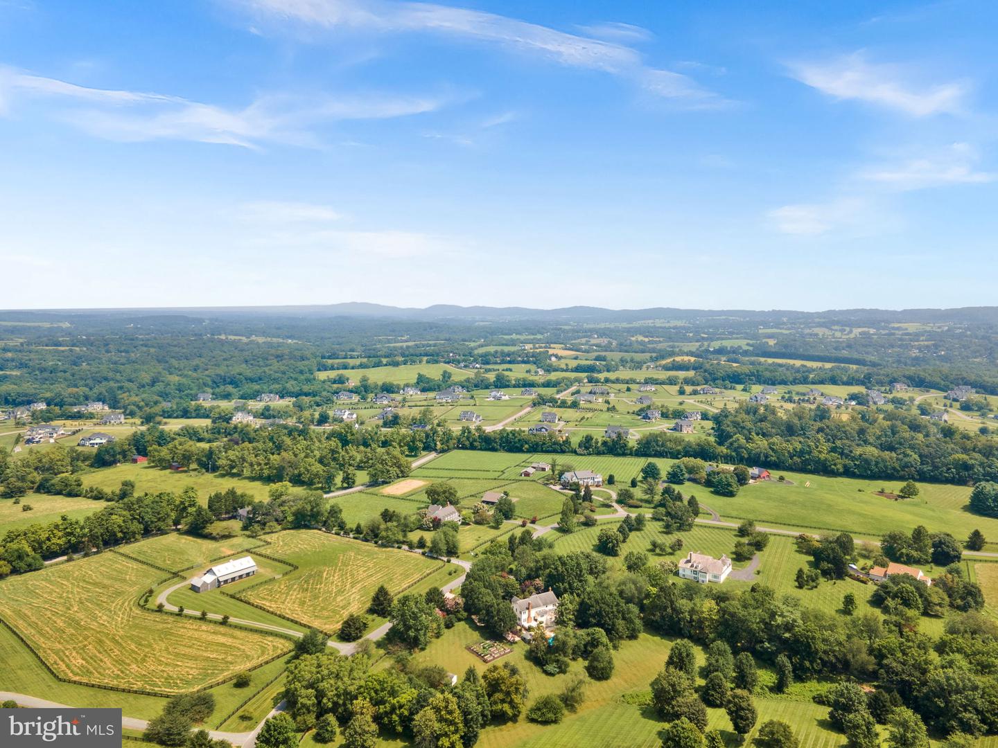 Waterford, Virginia, 20197, United States, 5 Bedrooms Bedrooms, ,4 BathroomsBathrooms,Residential,For Sale,1940957