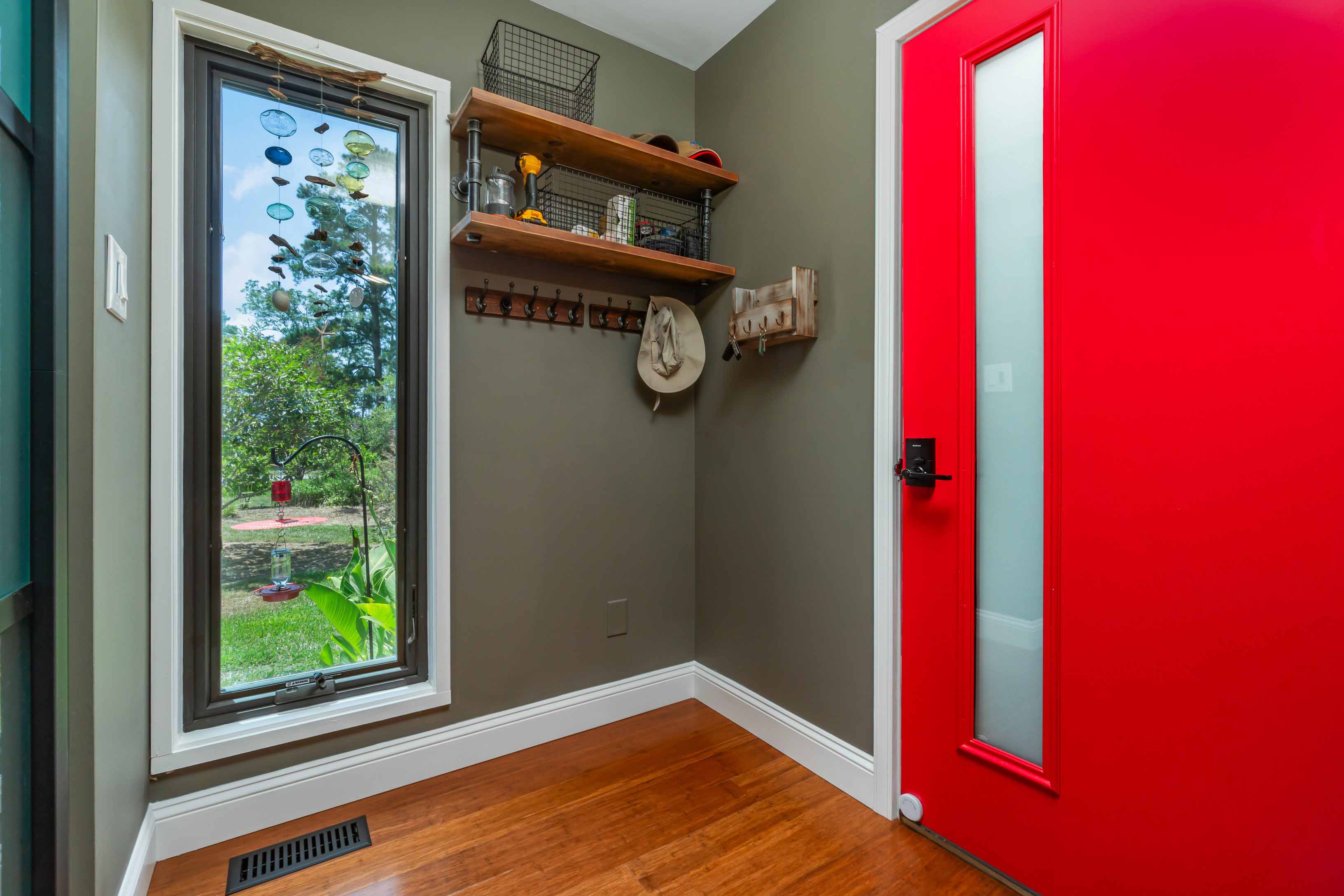 Oriental, North Carolina, 28571, United States, 3 Bedrooms Bedrooms, ,3 BathroomsBathrooms,Residential,For Sale,1979716