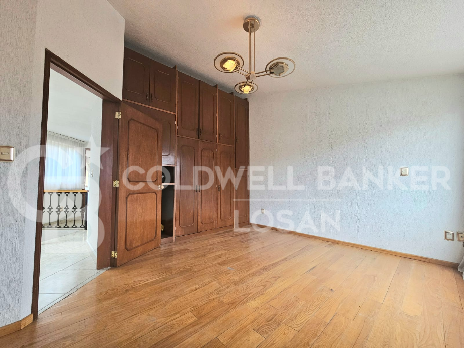 Naucalpan de Juárez, Estado de méxico, 53100, Mexico, 3 Bedrooms Bedrooms, ,4 BathroomsBathrooms,Residential,For Sale,1687508
