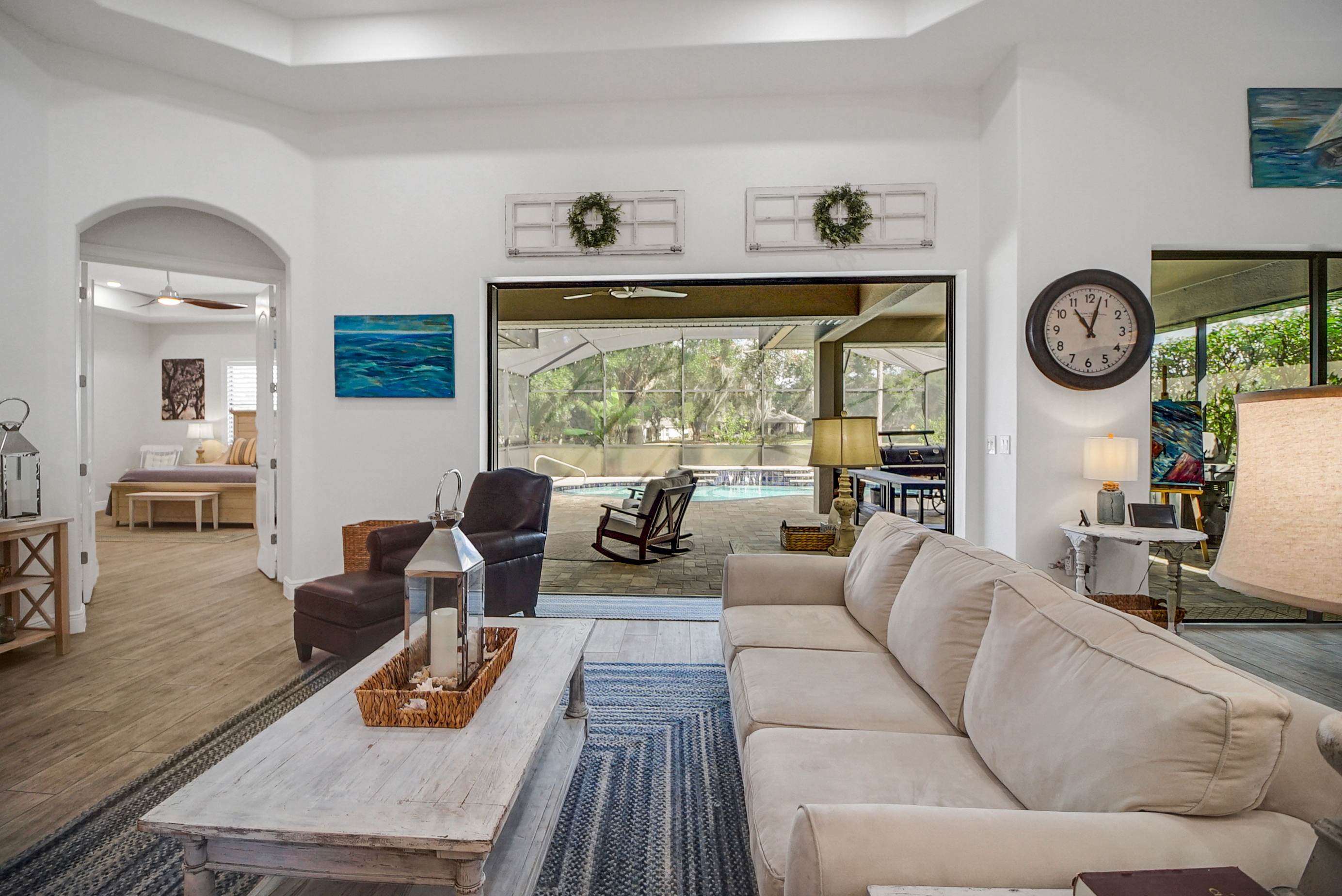 Lady Lake, Florida, 32159, United States, 4 Bedrooms Bedrooms, ,3 BathroomsBathrooms,Residential,For Sale,1922076