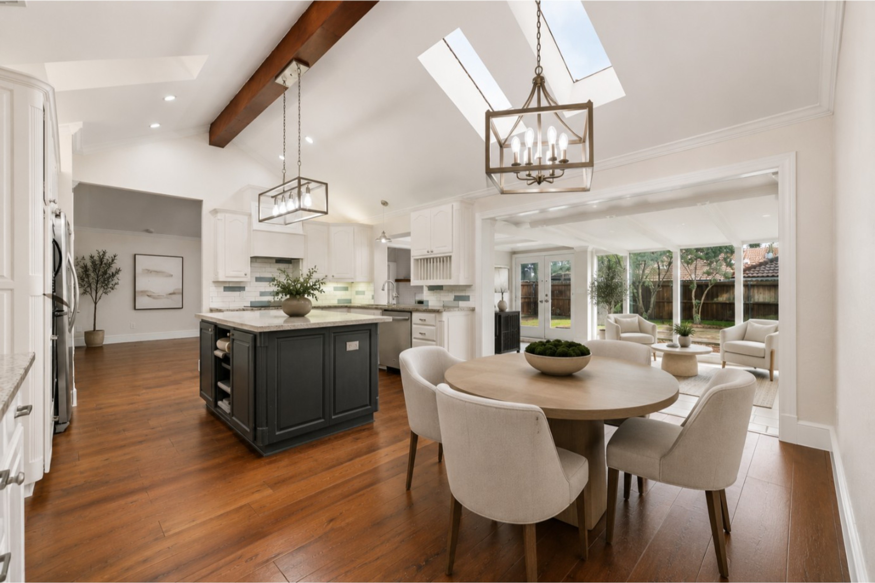 Timeless Living in Beautifully Updated Trophy Club Home - 物件實景